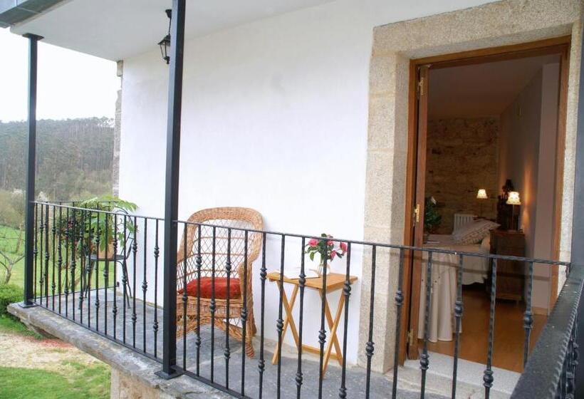 غرفة قياسية مزوَّدة بشُرفة, Casa Rural Graña Da Acea