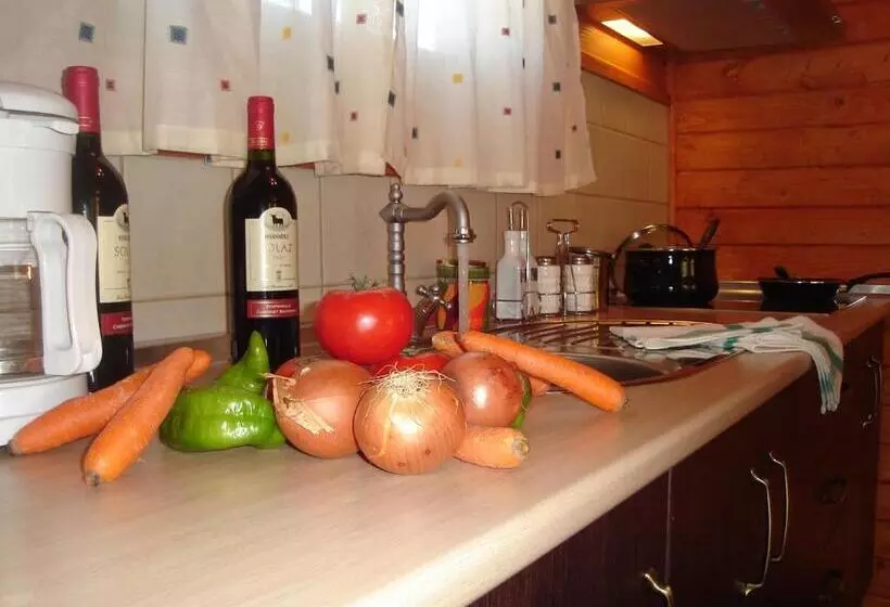 Villa 2 Makuuhuonetta, Complejo Rural Los Jarales