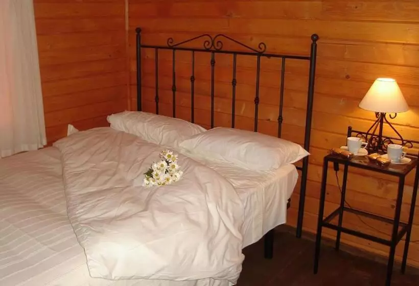 Villa 2 Makuuhuonetta, Complejo Rural Los Jarales