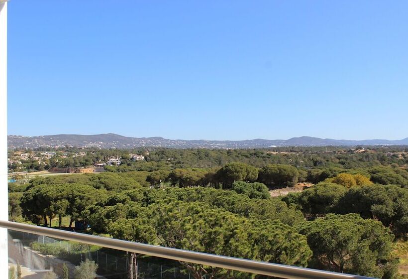 חדר דחוקס עם מיטת קינג, Conrad Algarve