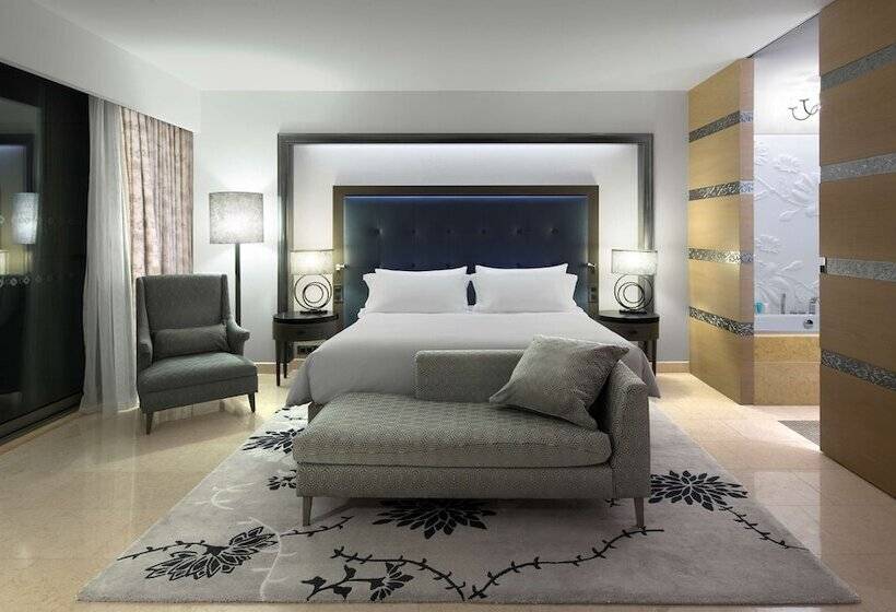 חדר דחוקס עם מיטת קינג, Conrad Algarve