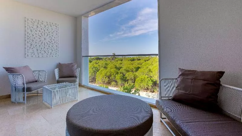 デラックススイート, Conrad Algarve