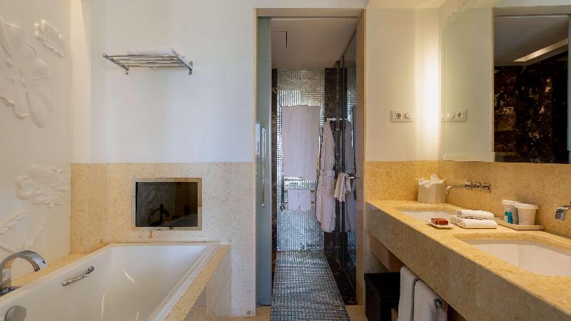 Номер Deluxe Вид на Бассейн, Conrad Algarve