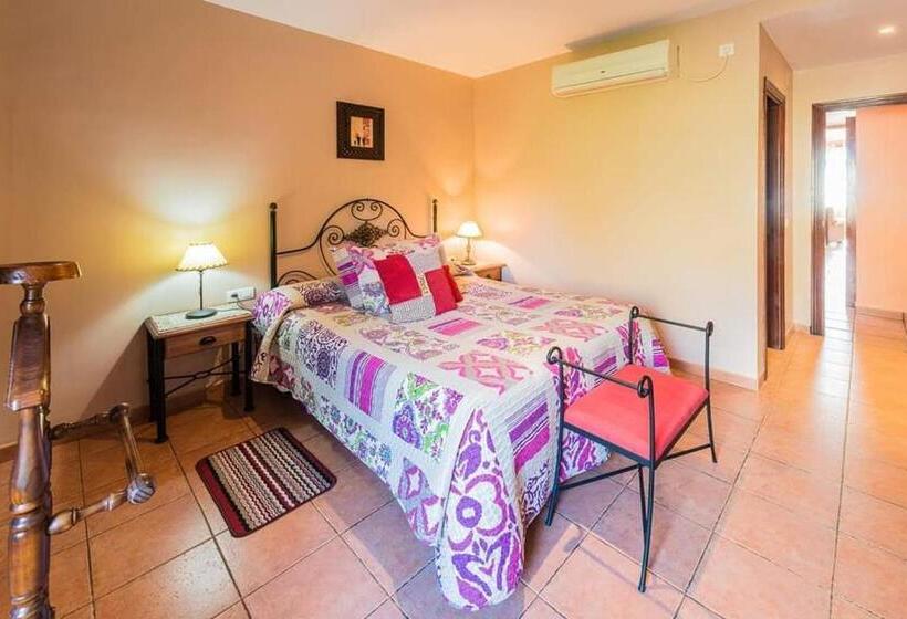 Шале 1 Спальня, Apartamentos & Casa Rural Boada Con Jardin Interior Y Barbacoa