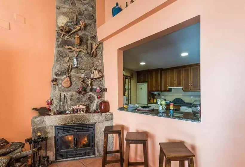 کلبه ییلاقی, Apartamentos & Casa Rural Boada Con Jardin Interior Y Barbacoa