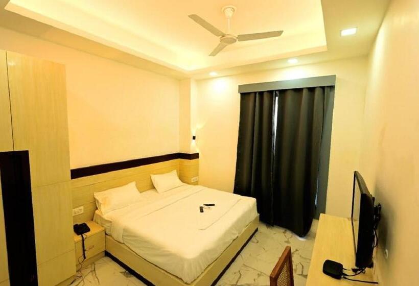 غرفة قياسية, Prago By Green Deer Varanasi