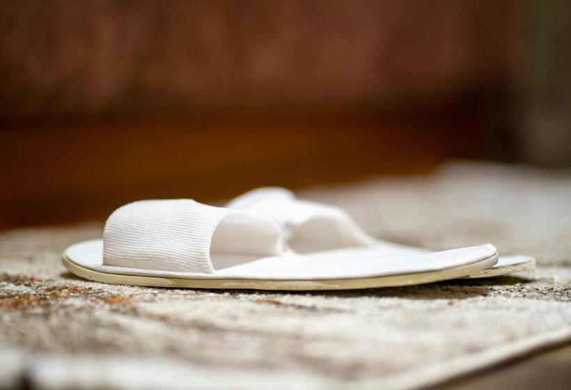 Люкс Повышенной Комфортности, Coral Reef Hotel & Spa, Port Blair