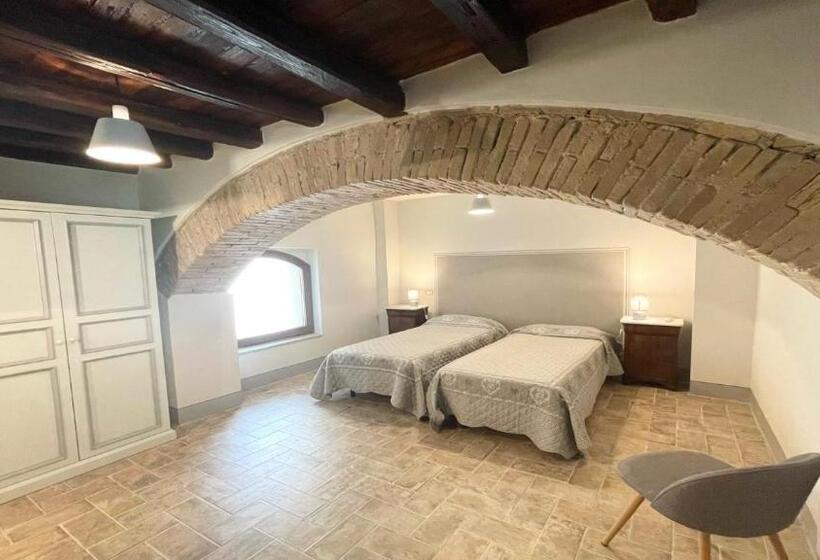 Дом 1 Спальня, Exclusive Pool Open All Year Spoleto Biofarm Slps 8 Village Shops, Bar1 Km 7