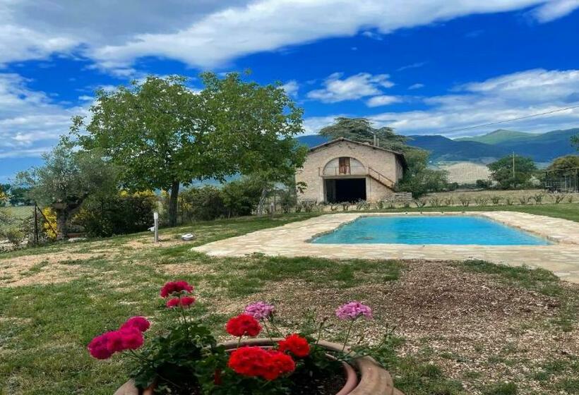 Дом 1 Спальня, Exclusive Pool Open All Year Spoleto Biofarm Slps 8 Village Shops, Bar1 Km 7