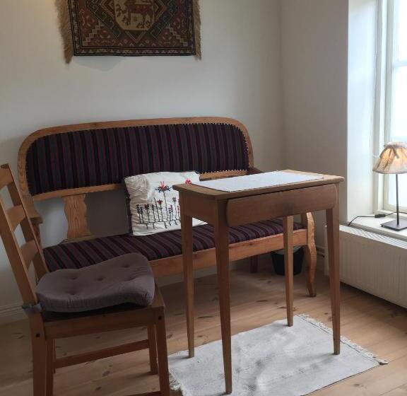 Номер Стандарт Трехместный, Munkagården Bed & Breakfast