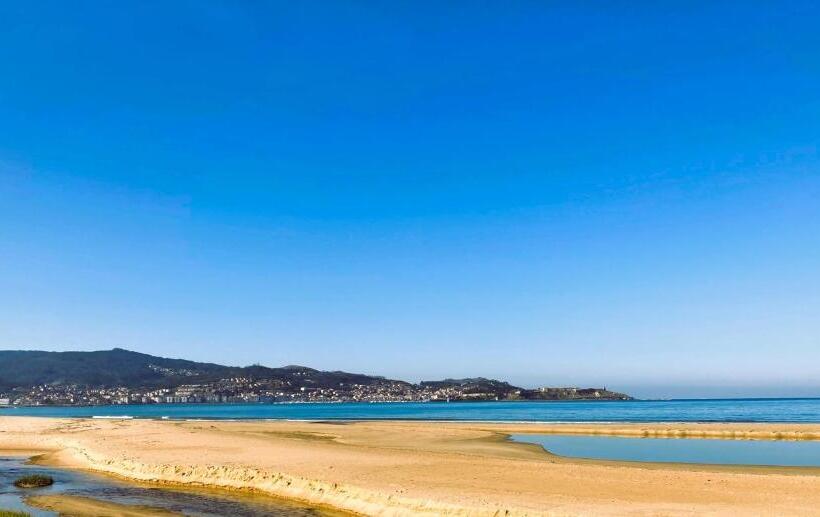 استودیوی استاندارد, A Meiga Das Areas Playa América!