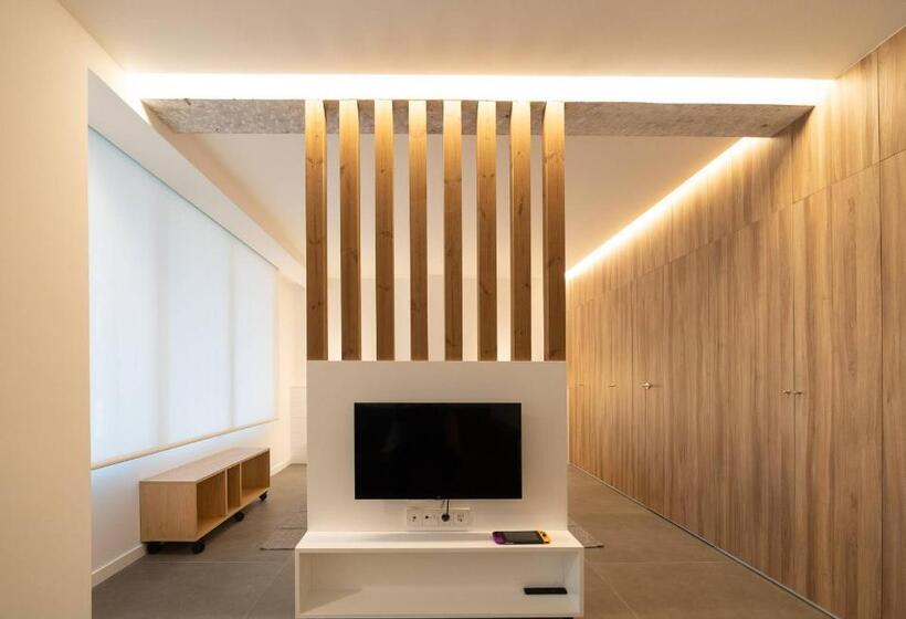 استودیوی استاندارد, A Meiga Das Areas Playa América!