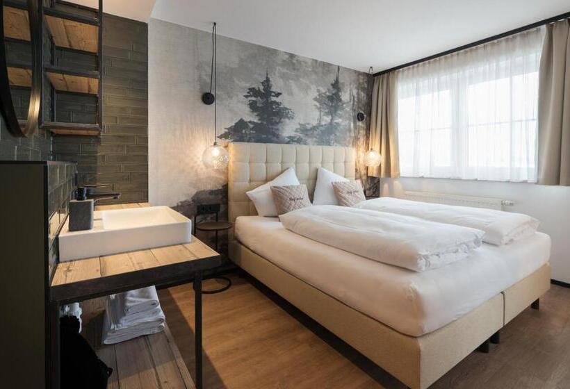 발코니 디럭스 룸, Alpendorf Hotel Stern