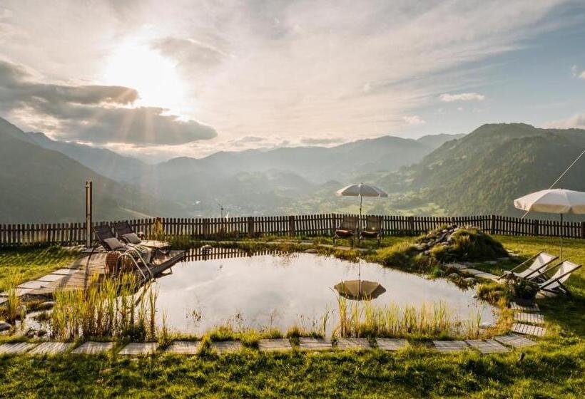 디럭스 룸, Alpendorf Hotel Stern