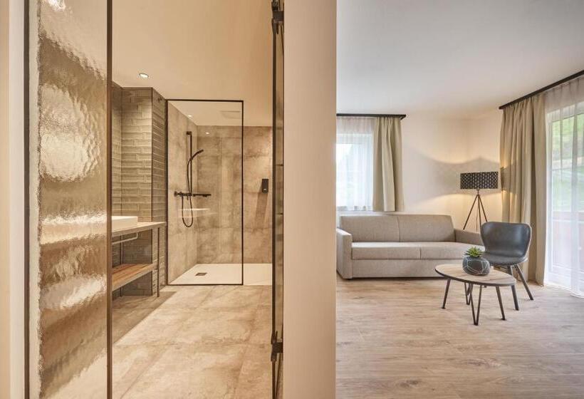 스탠다드 룸 킹사이즈 침대, Alpendorf Hotel Stern