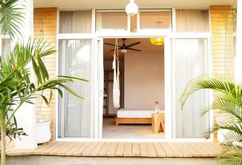 オーシャンビュースタンダードルームテラス付き, Alive Beach House
