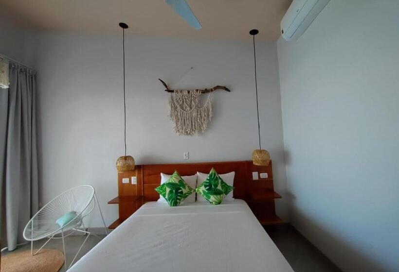 디럭스 테라스 룸 바다 전망, Alive Beach House