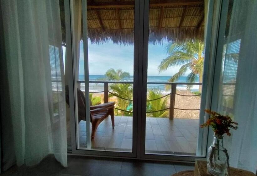 디럭스 테라스 룸 바다 전망, Alive Beach House