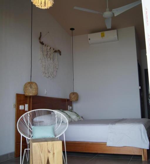 디럭스 테라스 룸 바다 전망, Alive Beach House