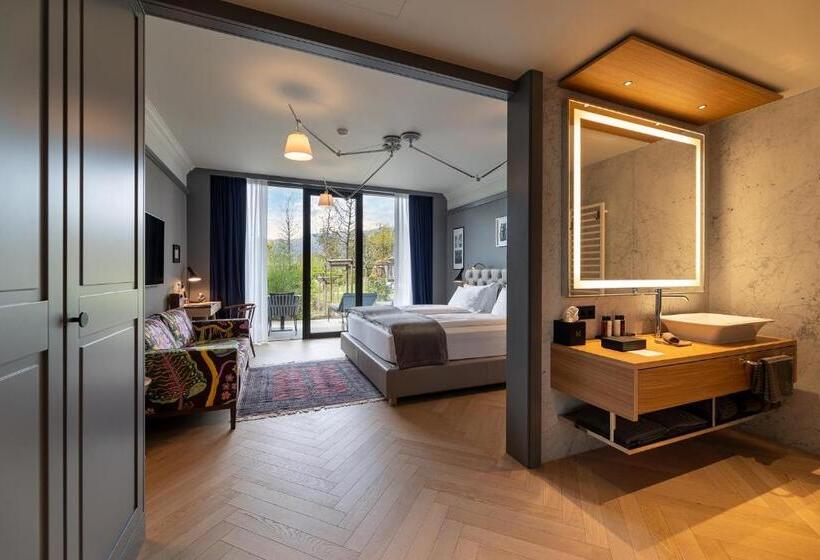 ジュニアスイート, Manna Resort