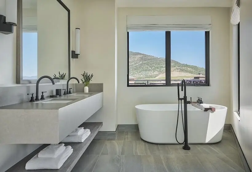 2ベッドルームアパートメント, Pendry Park City