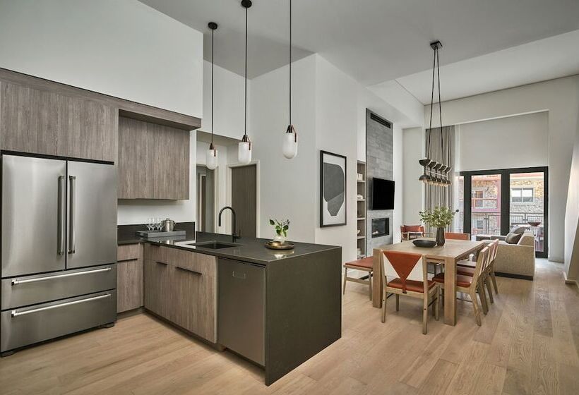 2 베드룸 연립 주택, Pendry Park City