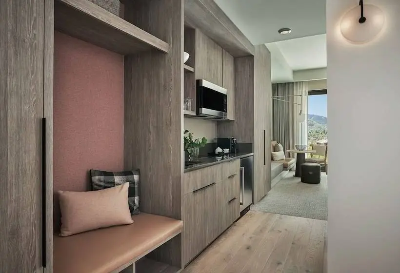 3ベッドルームアパートメント, Pendry Park City