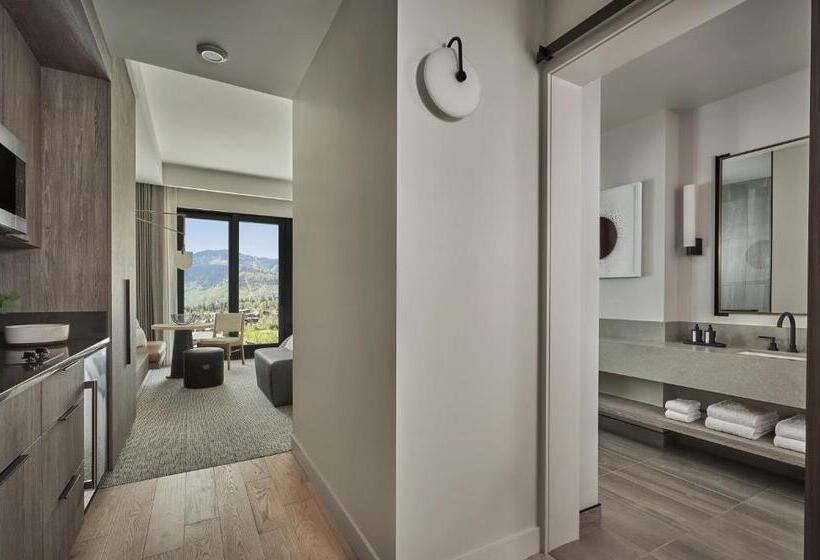 스탠다드 스튜디오, Pendry Park City