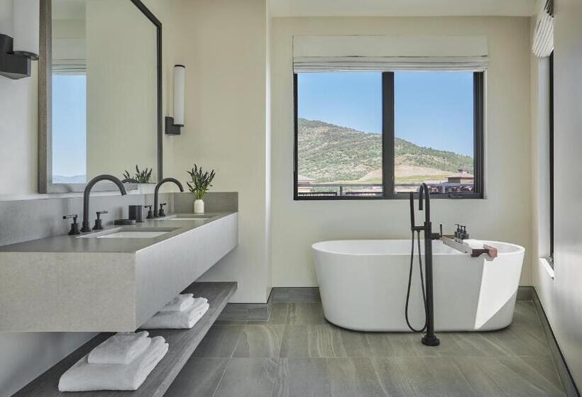 침실 4개 아파트, Pendry Park City