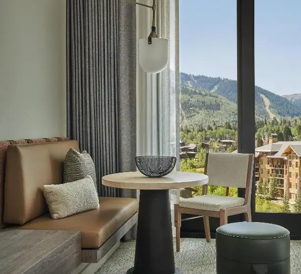 ペントハウスルーム, Pendry Park City