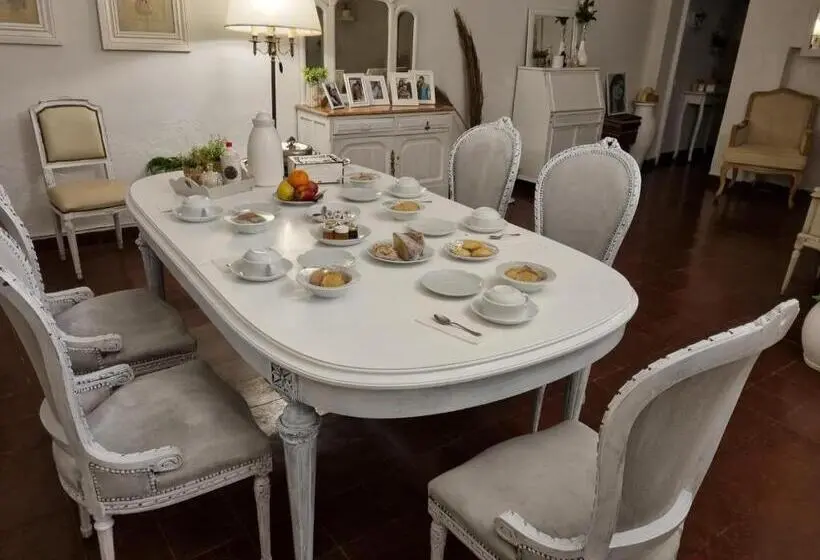 ３ベッドルームアパートメント, White House   Hospedaje Con Desayuno