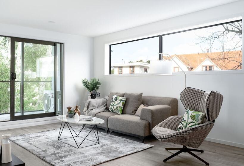 プレミアム2ベッドルームアパート, Sunrise Garden Suites