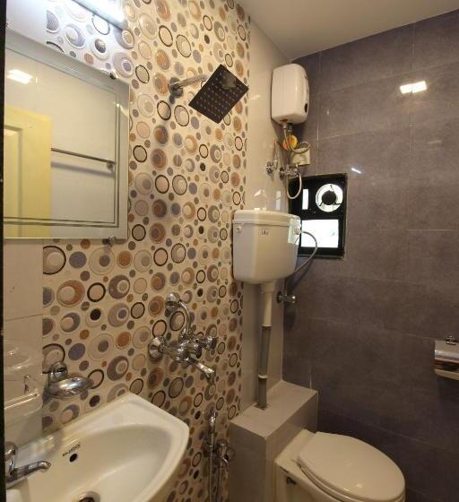 デラックスルーム, Golden Residency