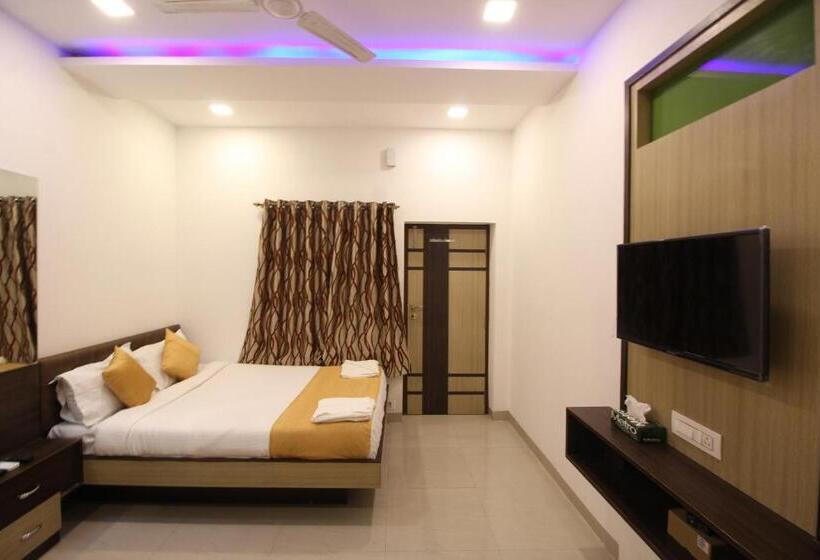 デラックスルーム, Golden Residency