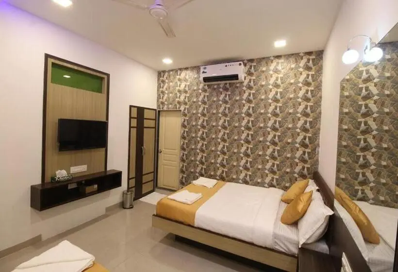 اتاق لوکس چهار تخته, Golden Residency