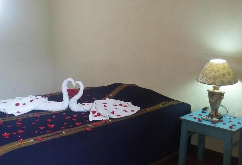 اتاق استاندارد یک نفره, Hospedaje Eli Panajachel