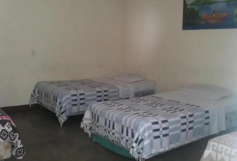 اتاق استاندارد چهار تخته, Hospedaje Eli Panajachel