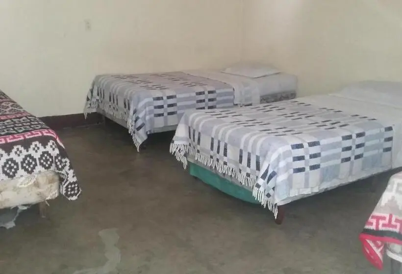 اتاق استاندارد چهار تخته, Hospedaje Eli Panajachel