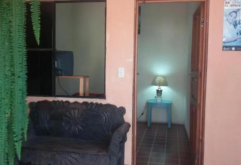 اتاق لوکس, Hospedaje Eli Panajachel