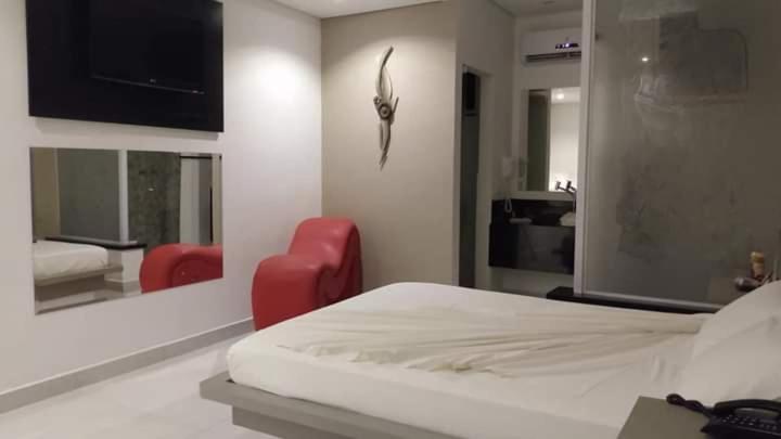 Президентский Люкс, ápice Motel