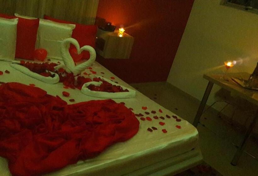 Президентский Люкс, ápice Motel