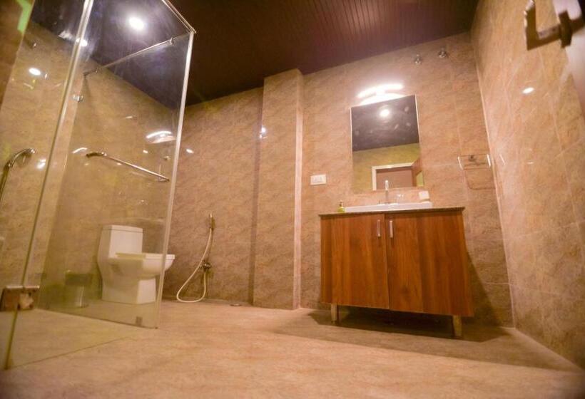 غرفة ديلوكس ثلاثية, Gold Nest Rubystone Heritage