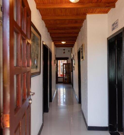 דירת חדר, Villa Claudia