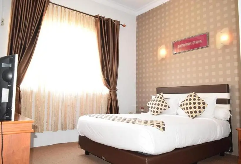 اتاق سوپریور, Jambura Inn