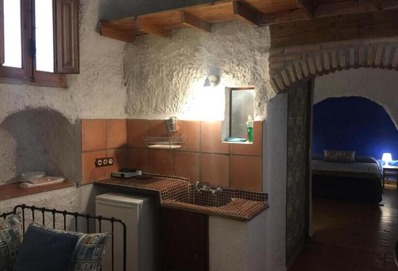 Quarto Estandar com Hidromassagem, Casas Cueva Y Cortijo La Tala En Guadix