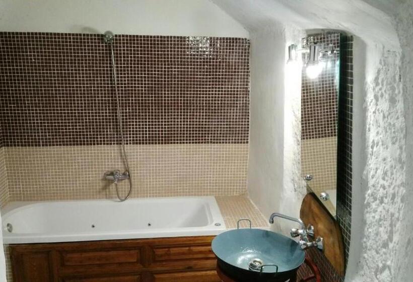 Apartamento 2 Dormitórios, Casas Cueva Y Cortijo La Tala En Guadix