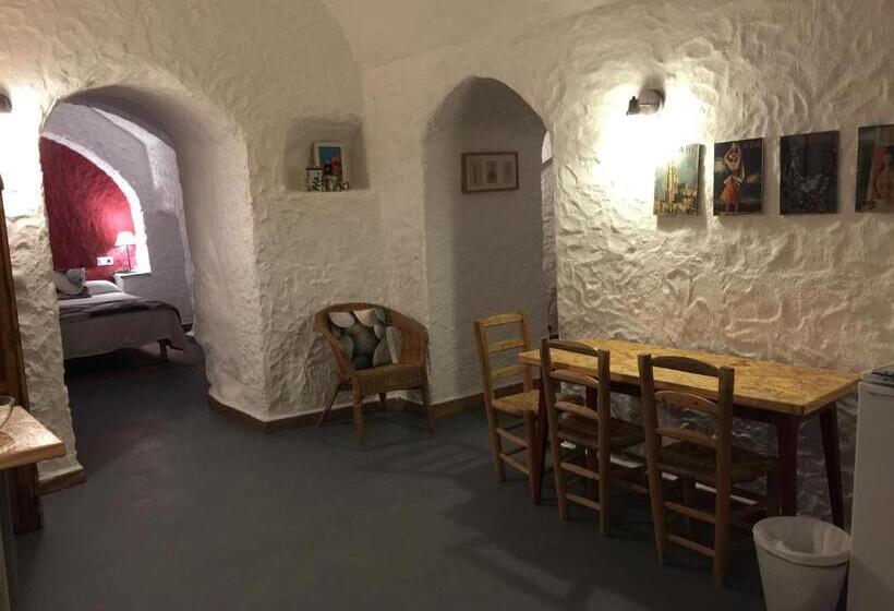 Апартаменты 2 Спальни, Casas Cueva Y Cortijo La Tala En Guadix