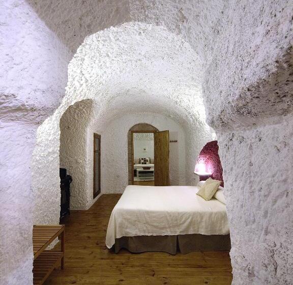 Номен Superior с Гидромассажем, Casas Cueva Y Cortijo La Tala En Guadix
