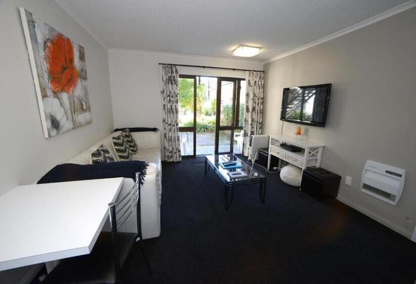 דירת חדר, Akaroa Village Inn