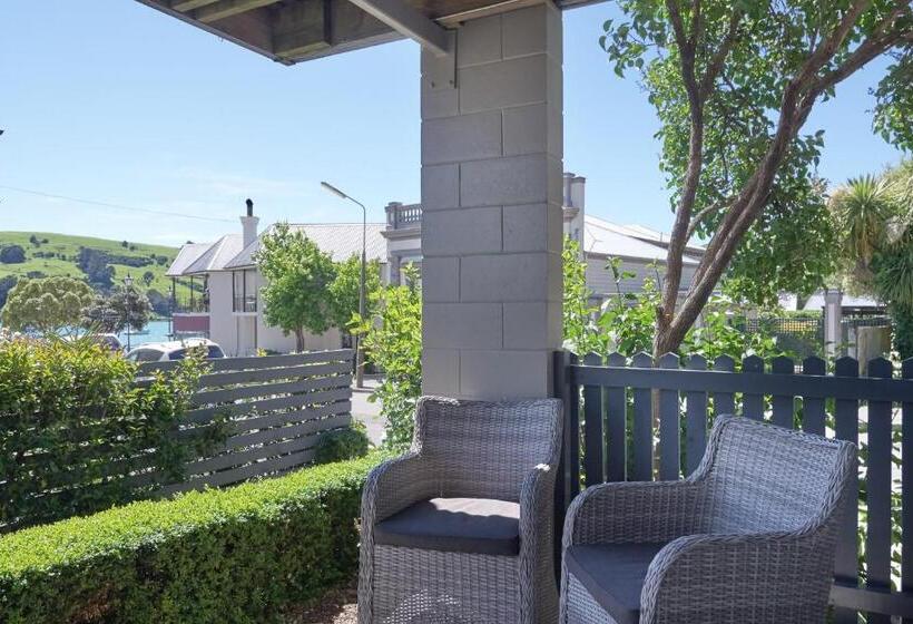 דירת חדר בקומת קרקע, Akaroa Village Inn